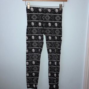 Abercrombie pattern leggings